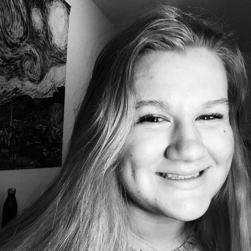 Meet your Posher, Leah